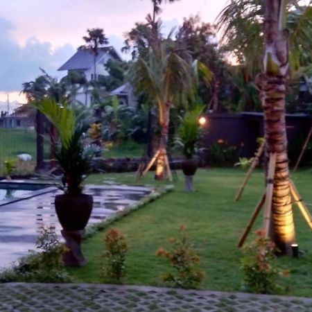 The Uma Guesthouse Canggu Buitenkant foto
