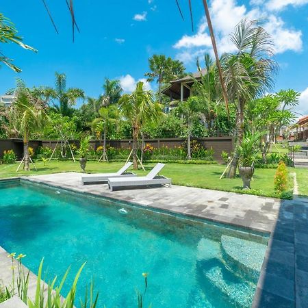The Uma Guesthouse Canggu Buitenkant foto