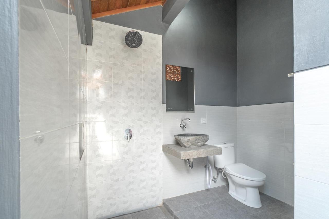 The Uma Guesthouse Canggu Buitenkant foto